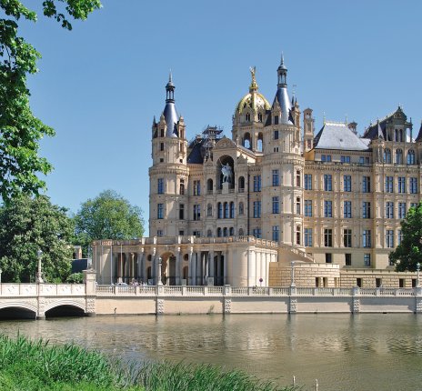 Schweriner Schloss © travelpeter-fotolia.com
