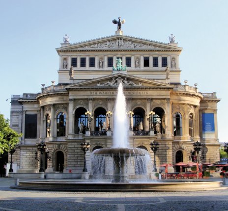 Alte Oper in Frankfurt am Main © JeniFoto-shutterstock.com/2013