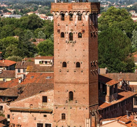 Turm des Palazzo Guinigi in Lucca © Frank - fotolia.com