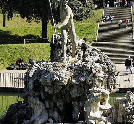 Brunnen im Boboli-Garten Florenz © Gaby Thyssen-fotolia.com