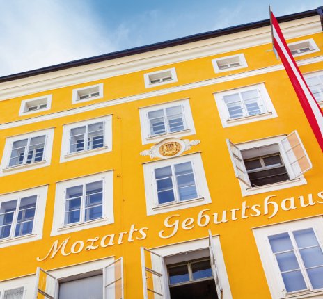 Mozarts Geburtshaus in Salzburg © JR Photography-fotolia.com