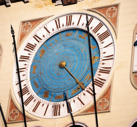 Astrologische Uhr in Bassano del Grappa © stillkost-fotolia.com