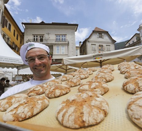 Südtiroler Brot- und Strudelmarkt © EOS/Othmar Seehauser