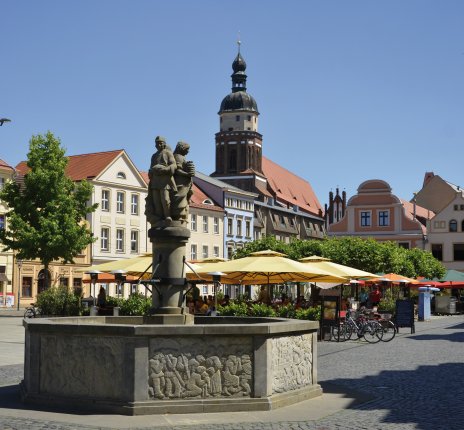 Marktbrunnen am Altmarkt in Cottbus © traveldia-fotolia.com