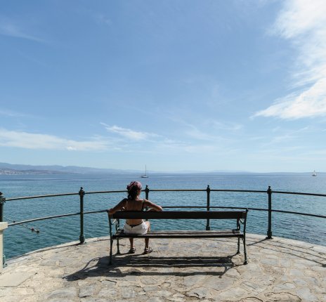 Blick aufs Meer - Promenade Lungomare, Opatija © scabrn-fotolia.com