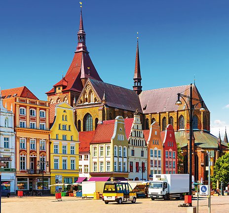 Marktplatz in Rostock © Scanrail-fotolia.com