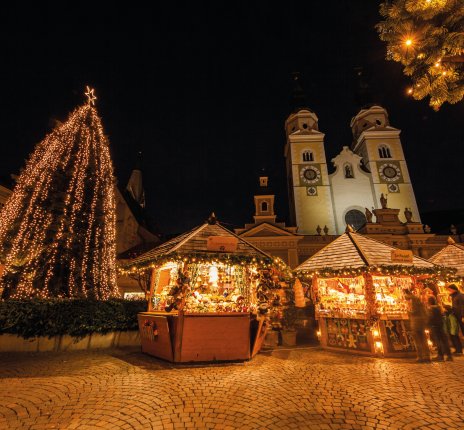 Weihnachtsmarkt in Brixen © Gabriele Bignoli - stock.adobe.com