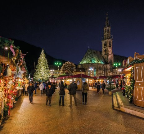 Weihnachtsmarkt in Bozen © e55evu - stock.adobe.com