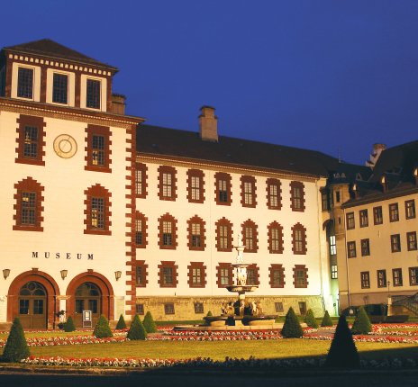 Schloss Elisabethenburg am Abend, Meiningen © Stadt Meiningen