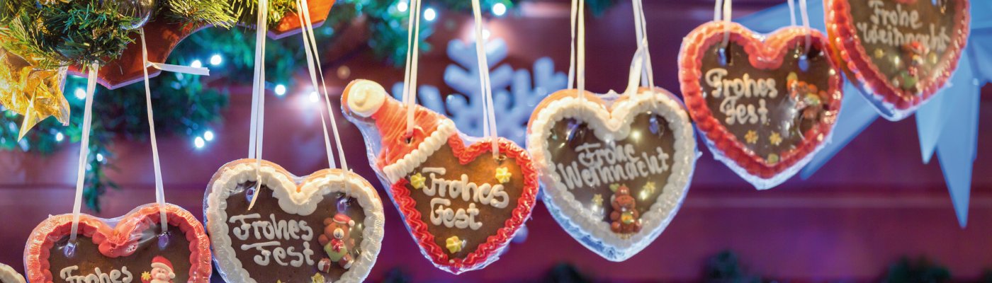 Weihnachtsreisen ab Greding Lebkuchenherze auf dem Weihnachtsmarkt
