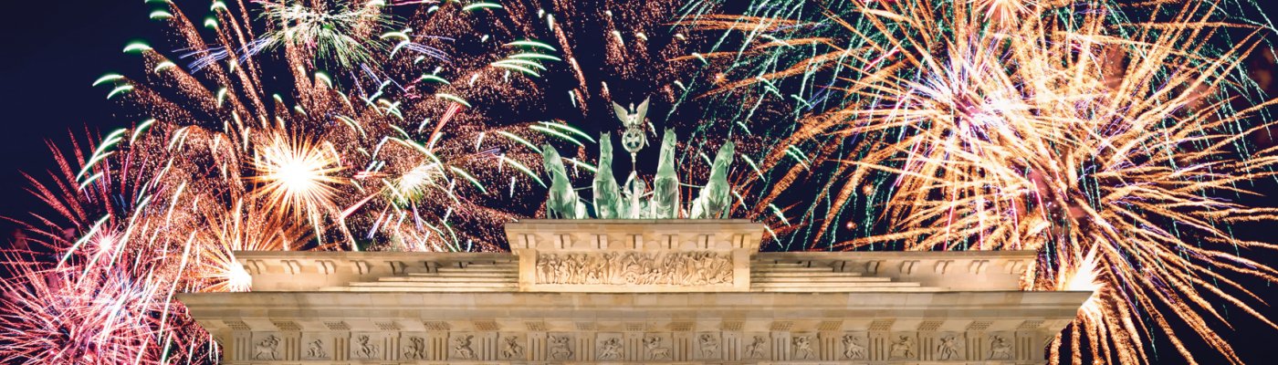 Silvesterreisen ab Regensburg Feuerwerk am Brandenburger Tor