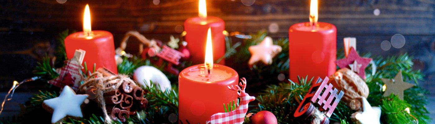 Adventskranz - Weihnachtsstimmung - vierter Advent