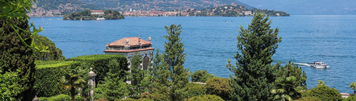 Jardins d'Isola Bella mit Blick auf Pallanza