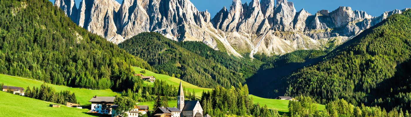 Südtirol ab Lauf an der Pegnitz Santa Magdalena im Villnösstal