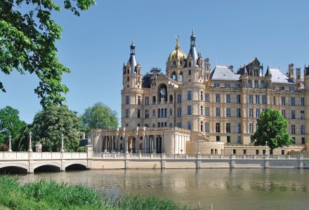 Schweriner Schloss © travelpeter-fotolia.com