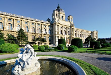 Wiener Museumsviertel &copy; World travel images - fotolia.com