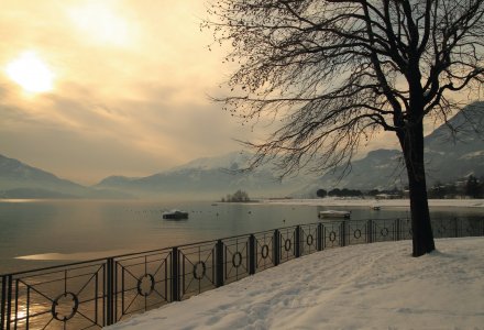 Comer See im Winter © Steve Morvay-fotolia.com