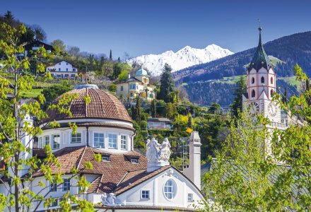 Meran im Frühling © mmphoto - stock.adobe.com