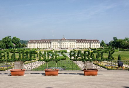 Blühendes Barock auf Schloss Ludwigsburg &copy; USA-Reiseblogger/pixabay.com