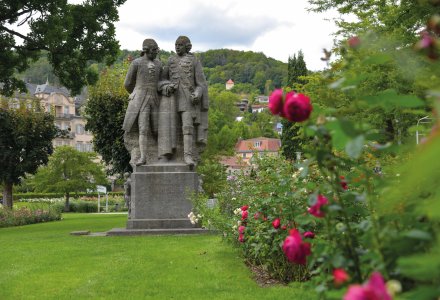Denkmal im Rosengarten in Bad Kissingen &copy; Henry Czauderna - stock.adobe.com