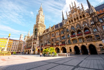 Neues Rathaus am Marienplatz in München © rh2010 - stock.adobe.com