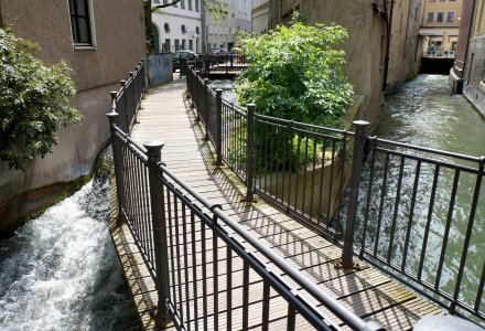 Kanal beim Brechthaus in Augsburg © REGIO AUGSBURG Tourismus