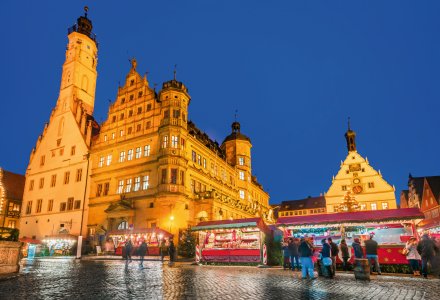 Weihnachtsmarkt in Rothenburg ob der Tauber © ecstk22 - stock.adobe.com