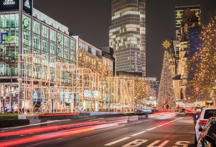 Weihnachtlicher Kurfürstendamm © visitBerlin/Dagmar Schwelle