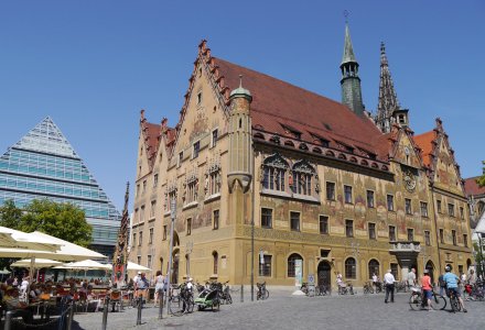 Rathaus Ulm mit Fresken © Falko Göthel - stock.adobe.com