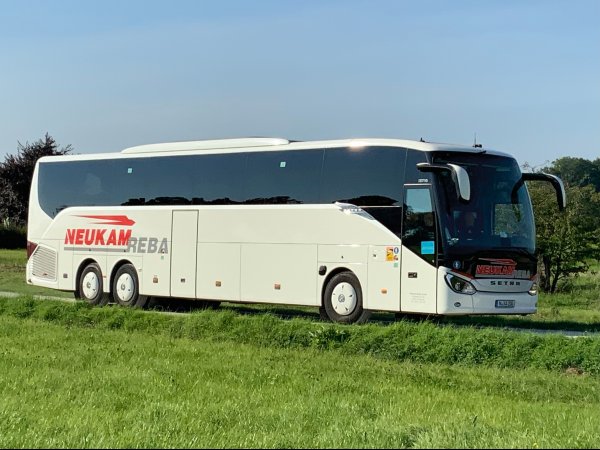 Neukam-Reba Luxus-Reisebus 55-Sitzplätze